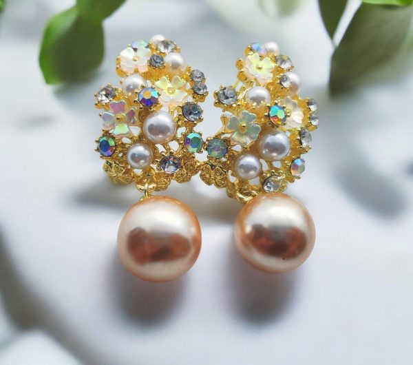 Floral Pearl Earrings Adorned With Shimmering Crystals
